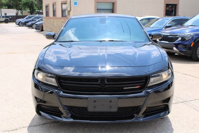 Used 2020 Dodge Charger SXT w/ Plus Group RWD image 8