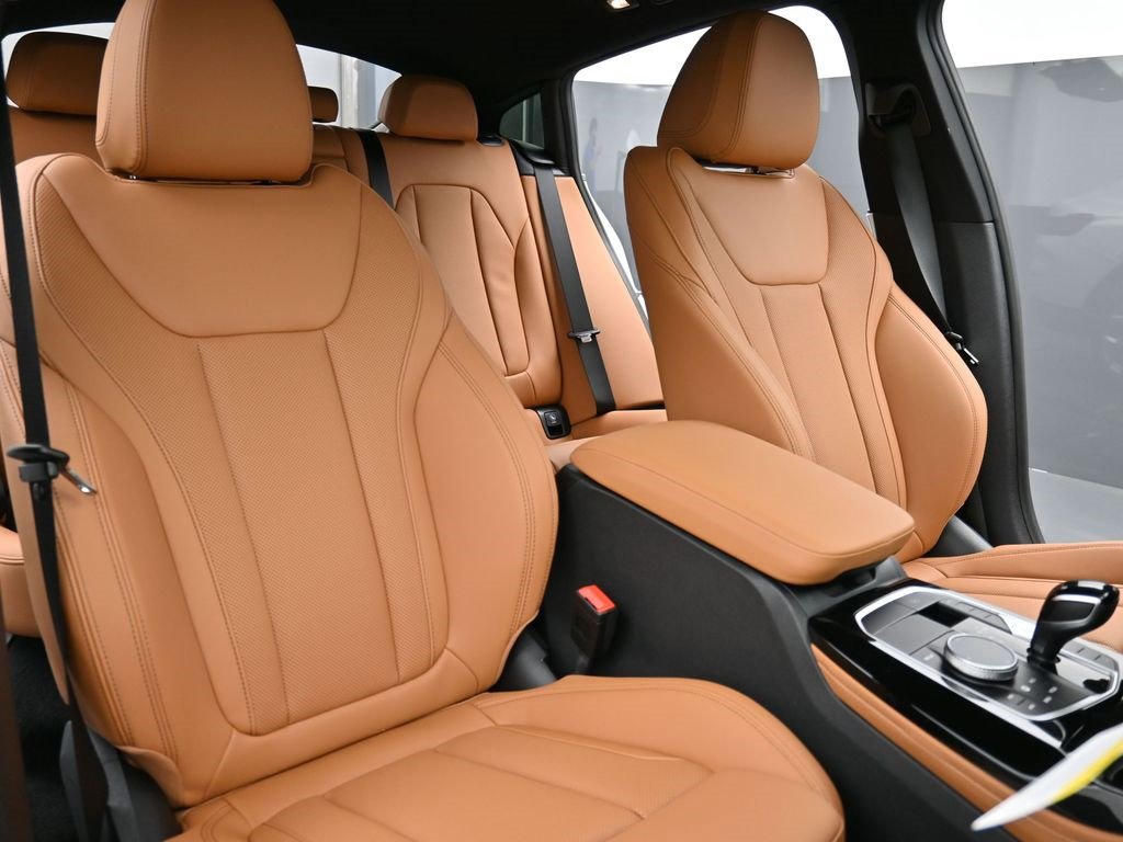 New 2025 BMW X4 xDrive30i w/ Premium Package image 22