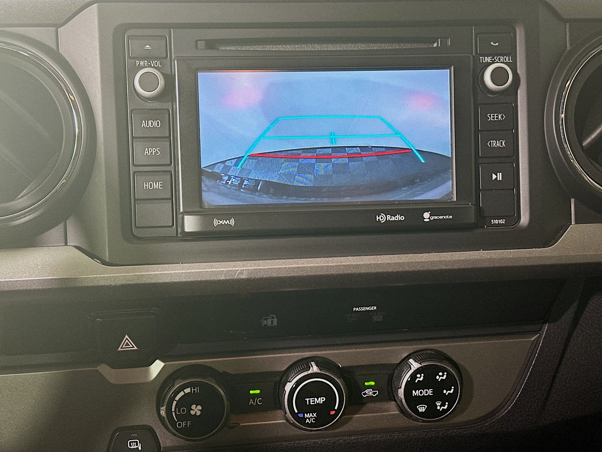 Used 2017 Toyota Tacoma SR5 w/ Tow Package RWD image 24