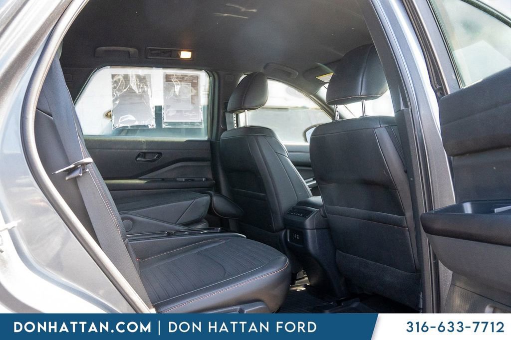 Used 2024 Nissan Pathfinder Rock Creek AWD/4WD image 23