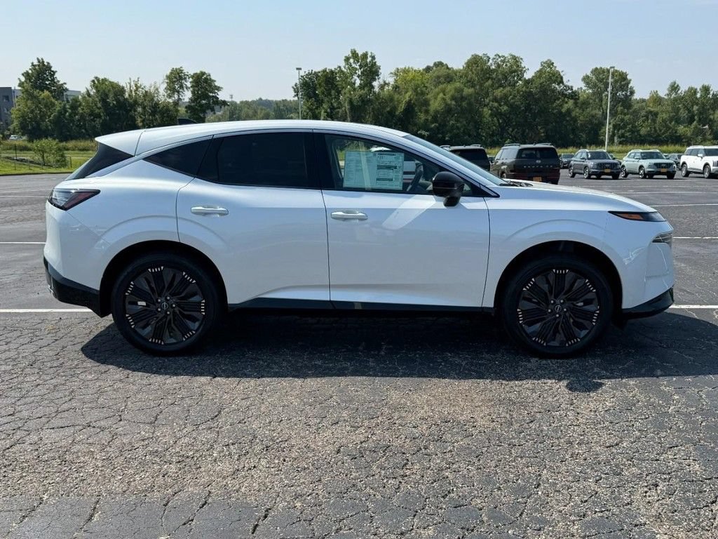 New 2027 Nissan Murano Platinum AWD/4WD image 2