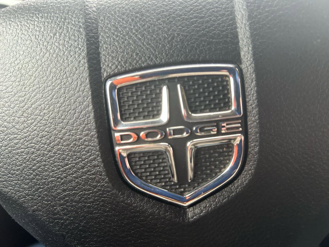 Used 2018 Dodge Journey SE image 20