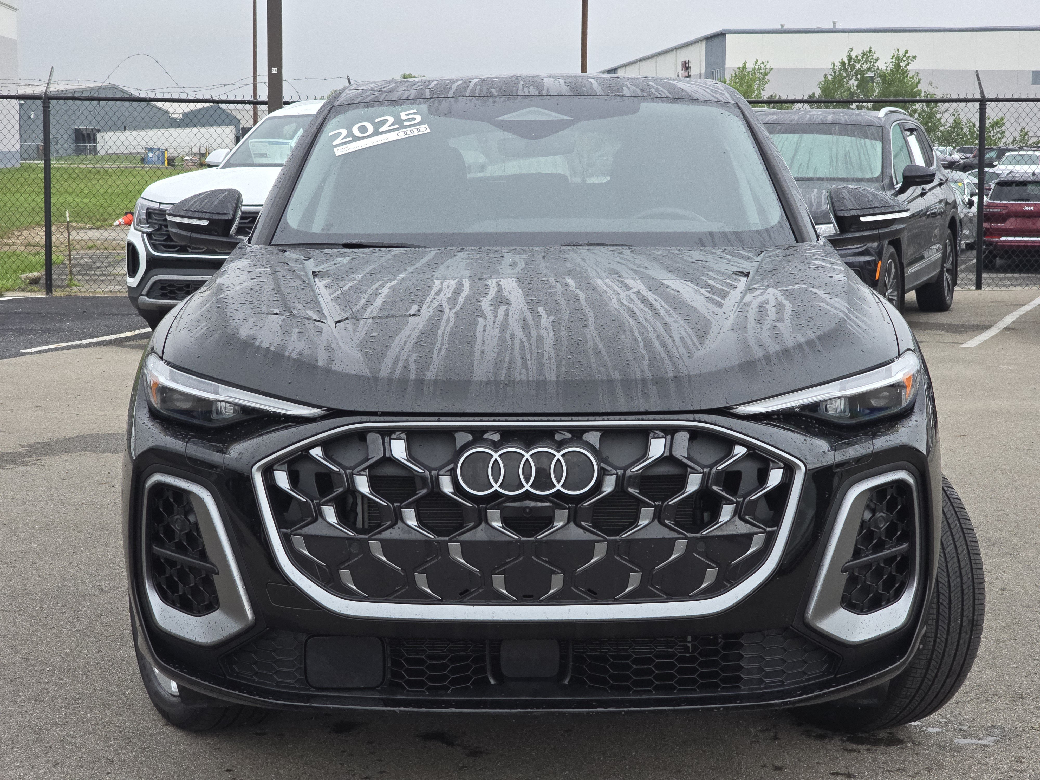 Certified 2025 Audi Q5 Premium Plus w/ Premium Plus AWD/4WD image 2