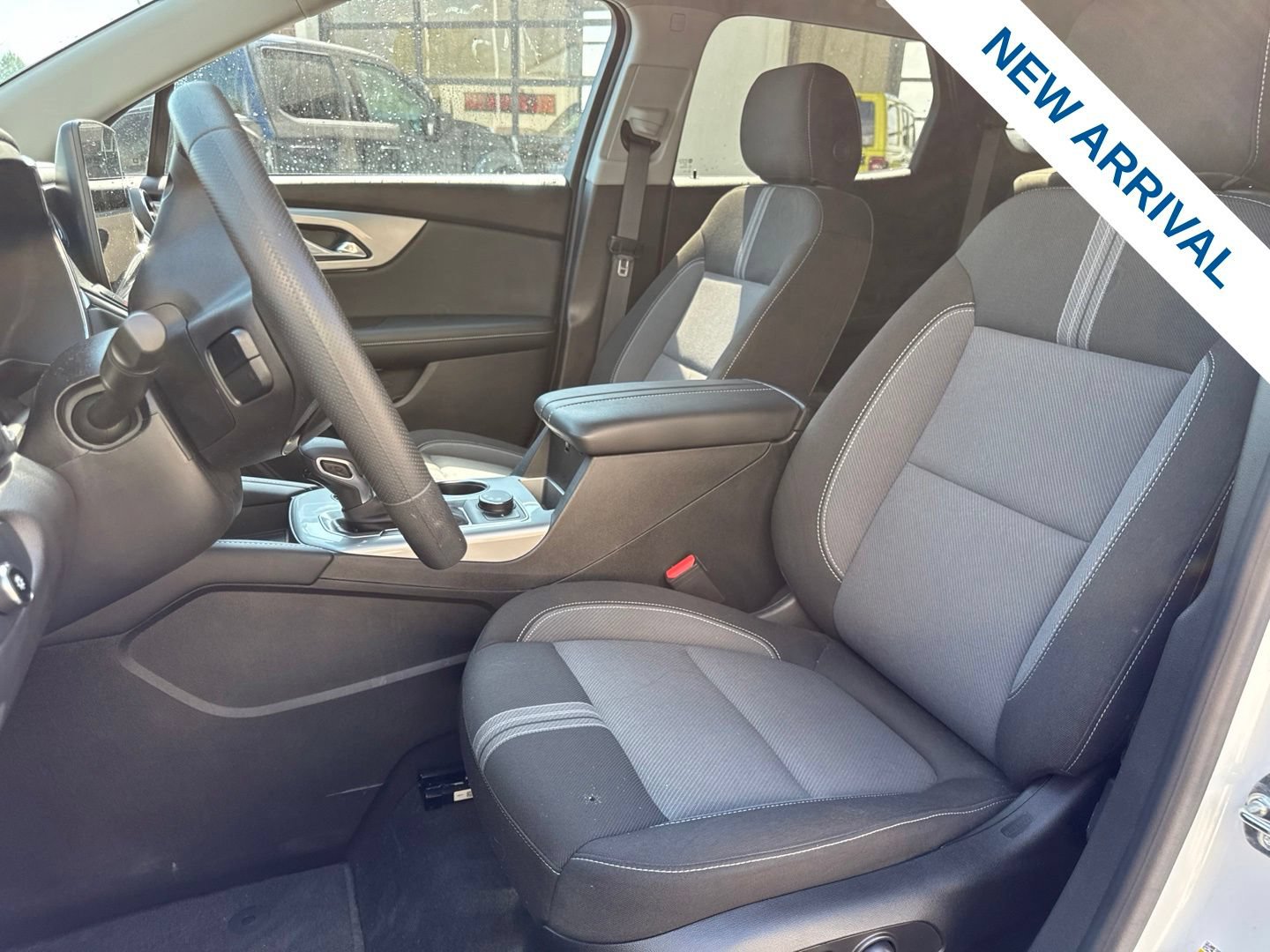Used 2024 Chevrolet Blazer LT w/ Midnight/Sport Edition AWD/4WD image 17