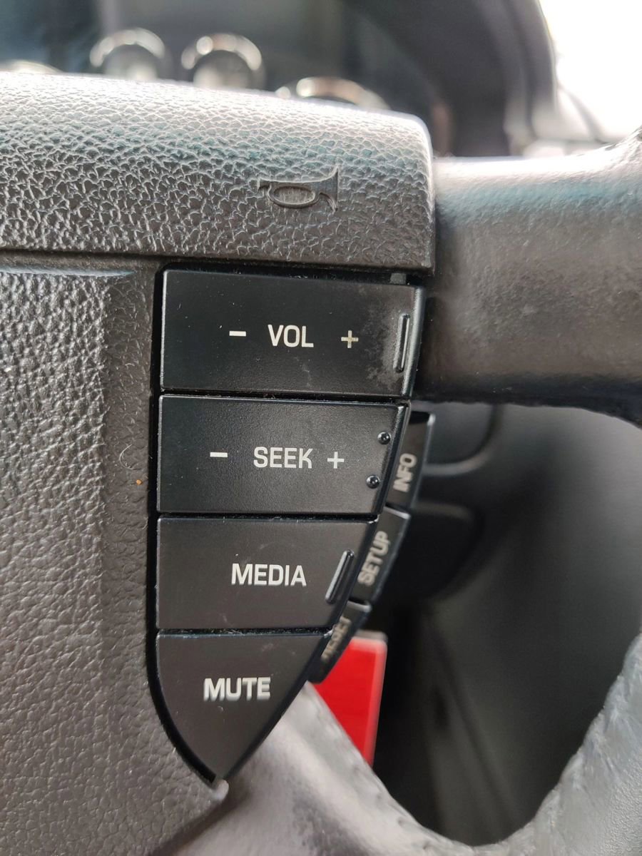 Used 2005 Mercury Montego Premier image 21