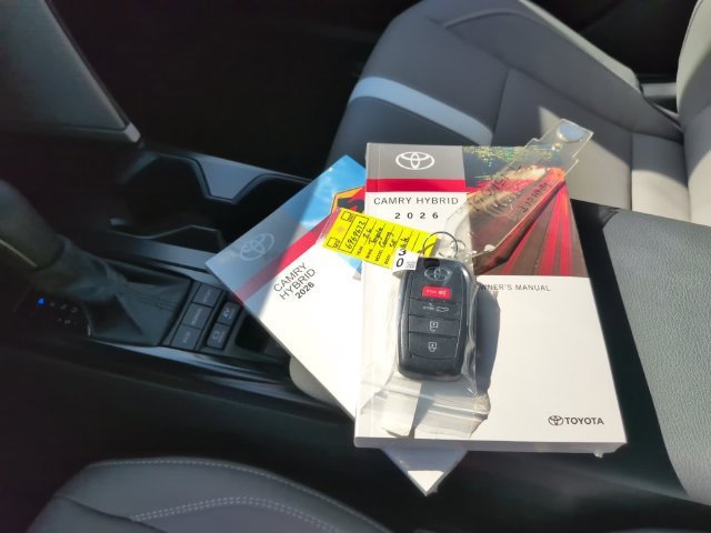 New 2026 Toyota Camry SE w/ Convenience Package AWD/4WD image 3