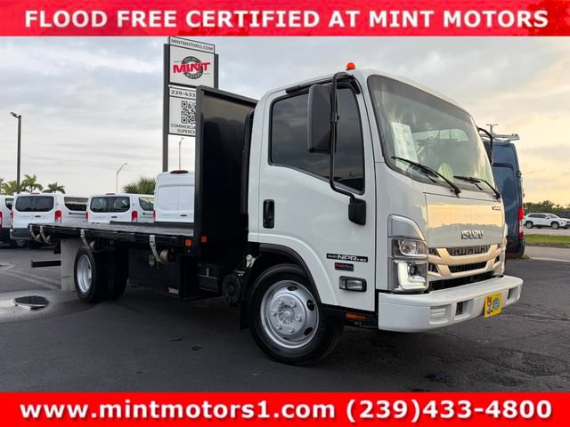Used 2024 Isuzu NPR RWD image 2