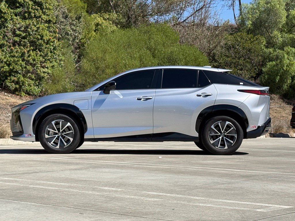 Certified 2024 Lexus RZ 300e Premium w/ Technology Package FWD image 7