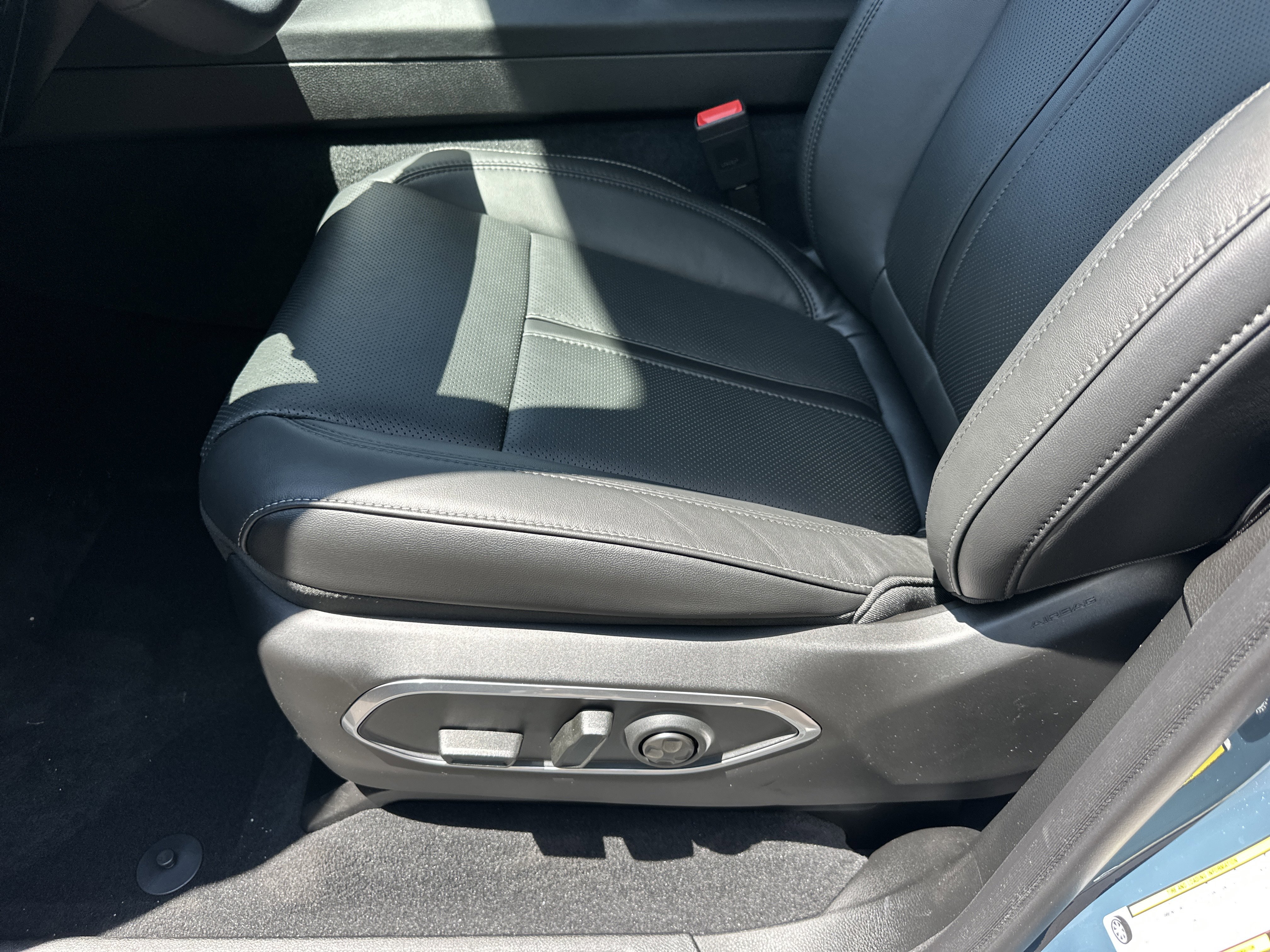 New 2026 Jeep Grand Wagoneer 4WD image 28