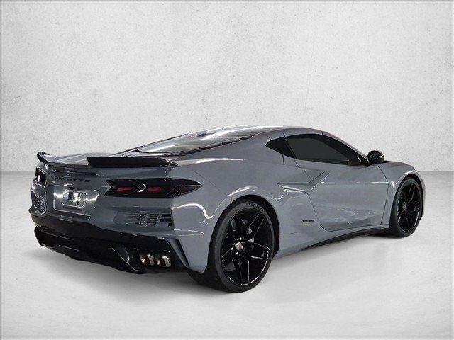 Used 2025 Chevrolet Corvette E-Ray w/ ZER Performance Package AWD/4WD image 5