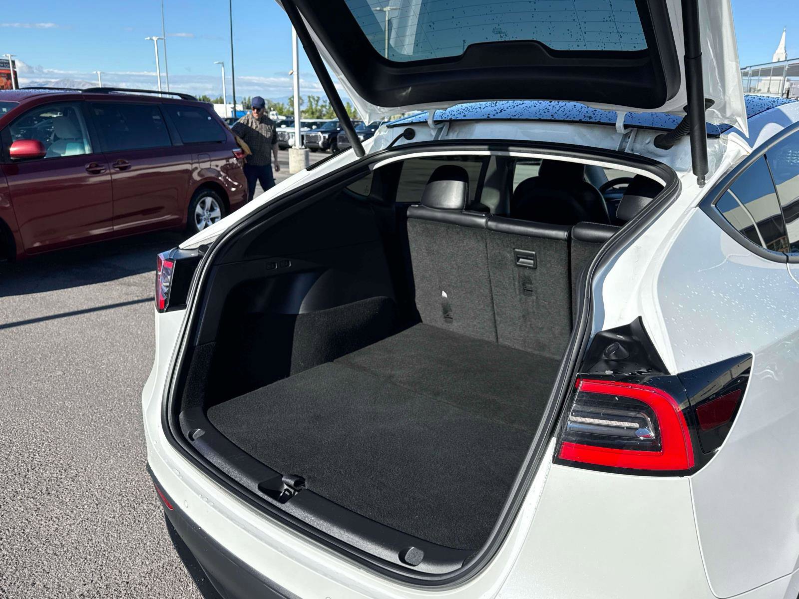 Used 2021 Tesla Model Y 2WD image 15