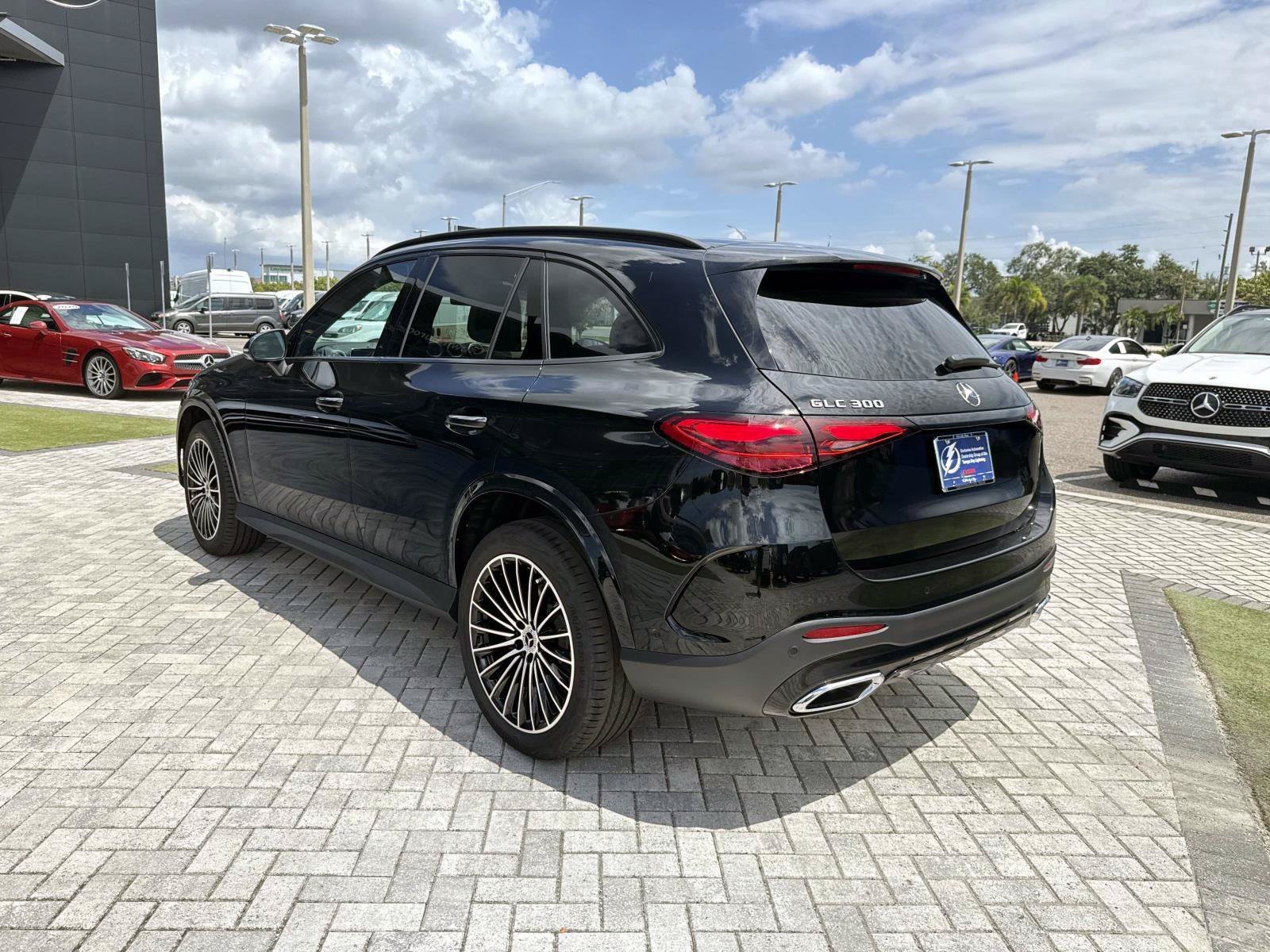 New 2027 Mercedes-Benz GLC 300 image 4