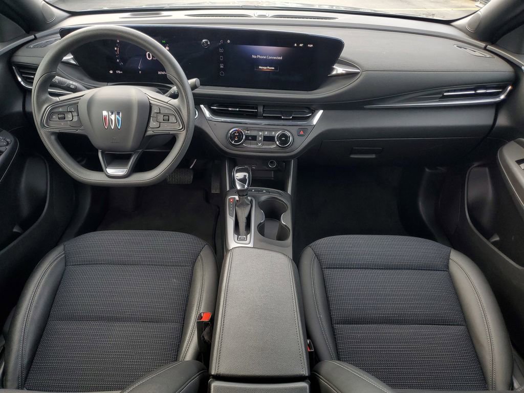 Used 2025 Buick Envista Preferred image 18