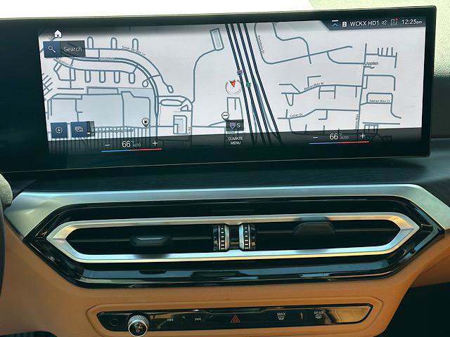 Certified 2024 BMW 330i xDrive 330i xDrive Sedan image 24