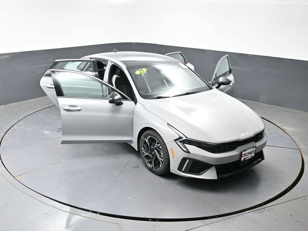 Used 2025 Kia K5 GT-Line w/ GT-Line Premium Package AWD/4WD image 62