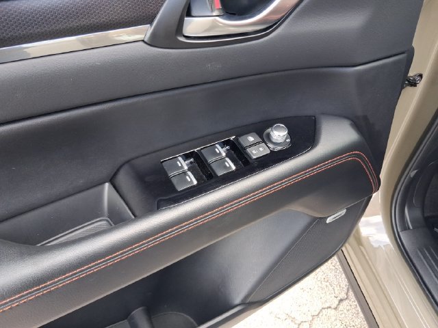 Used 2025 MAZDA CX-5 Carbon Edition AWD/4WD image 15
