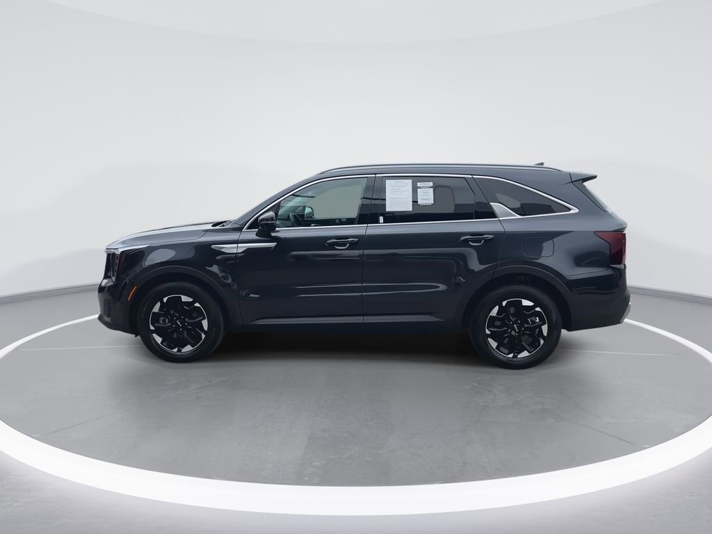 Used 2025 Kia Sorento S FWD image 5