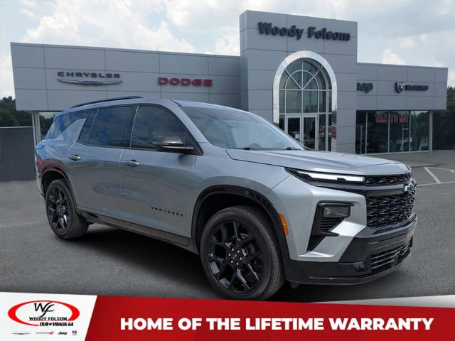 Used 2024 Chevrolet Traverse RS image 1