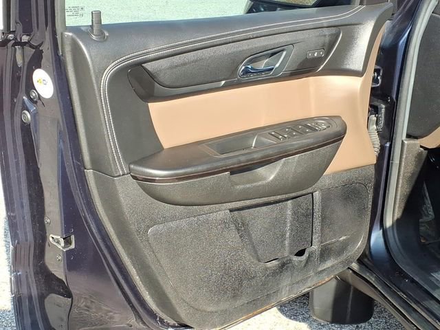 Used 2016 GMC Acadia SLT w/ Technology Package image 13