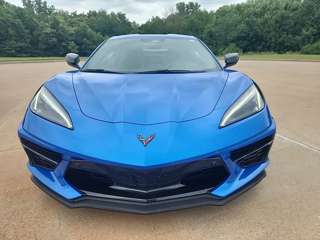 Used 2024 Chevrolet Corvette Stingray Preferred Cpe w/ Z51 Performance Package RWD image 2