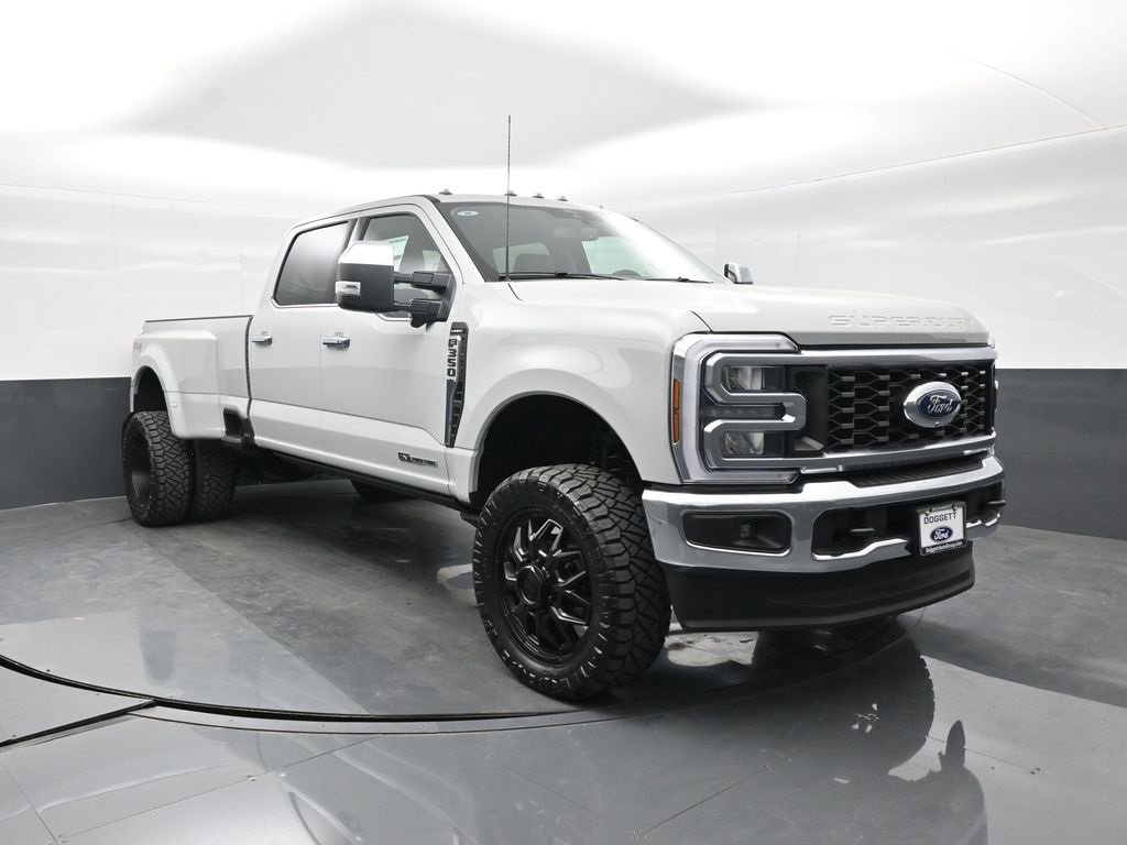 New 2026 Ford F350 Lariat w/ Chrome Package image 16