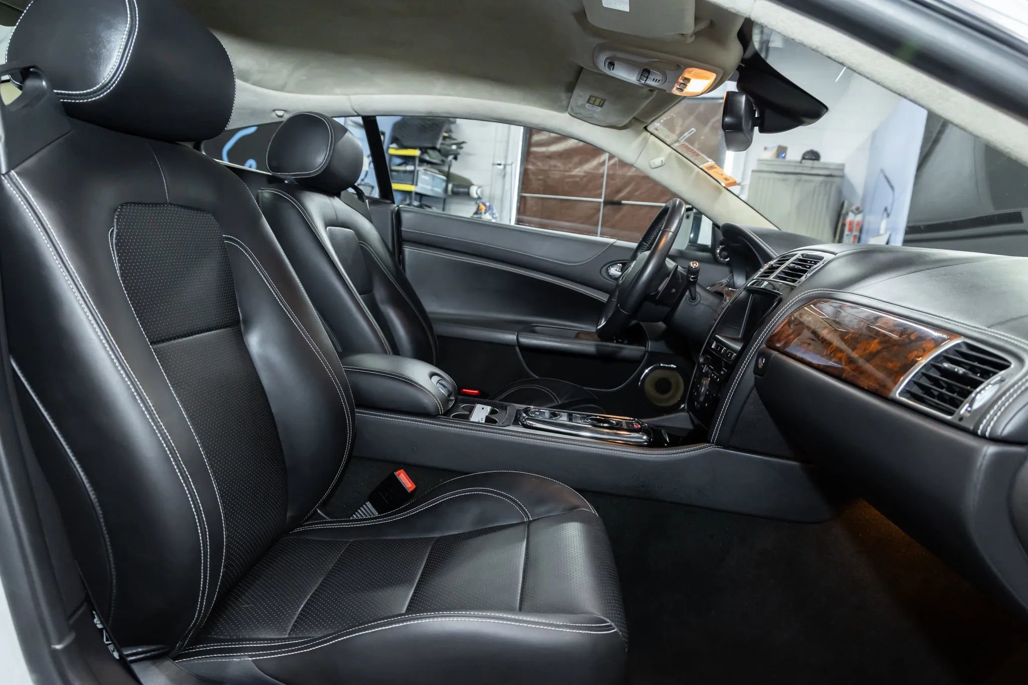 Used 2012 Jaguar XK Coupe image 23