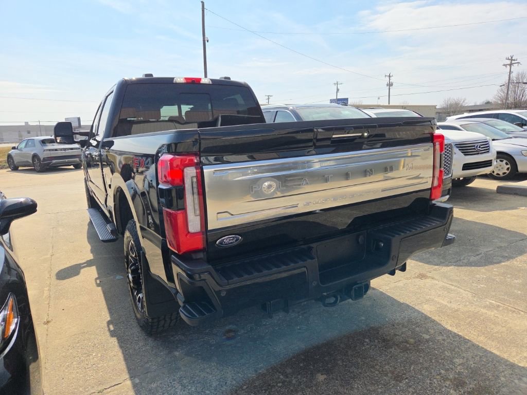 Used 2024 Ford F350 Platinum w/ FX4 Off-Road Package image 5