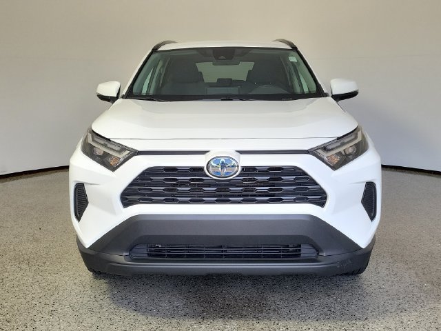 Used 2024 Toyota RAV4 LE AWD/4WD image 3