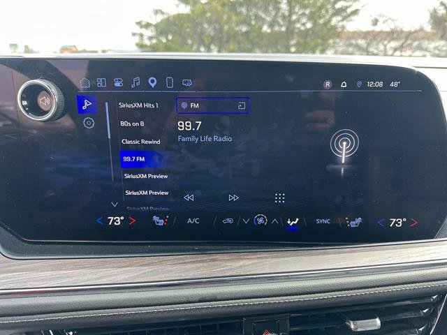 Used 2025 Chevrolet Suburban Z71 AWD/4WD image 12