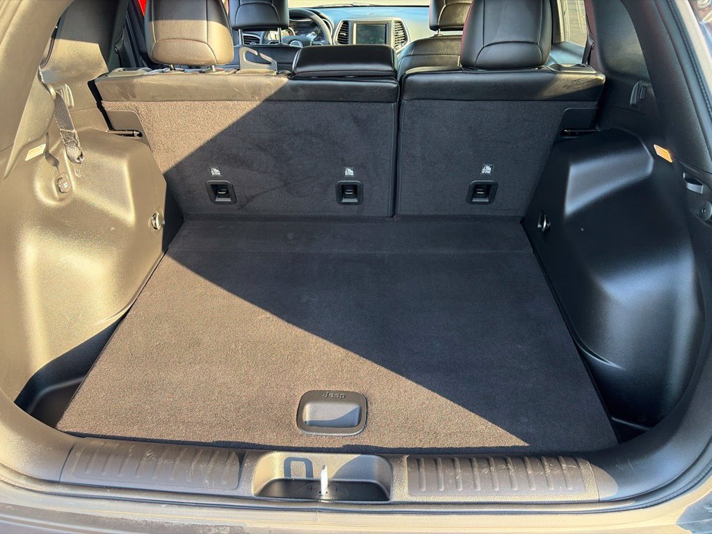 Certified 2022 Jeep Cherokee Latitude Lux AWD/4WD image 15