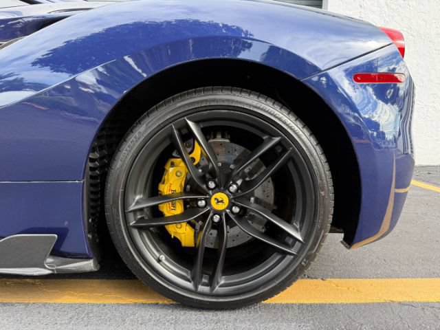Used 2016 Ferrari 488 GTB RWD image 39