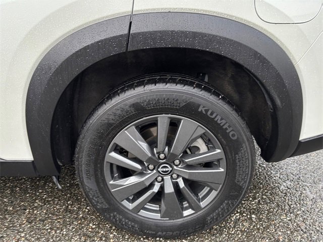 Used 2024 Nissan Pathfinder SV image 22