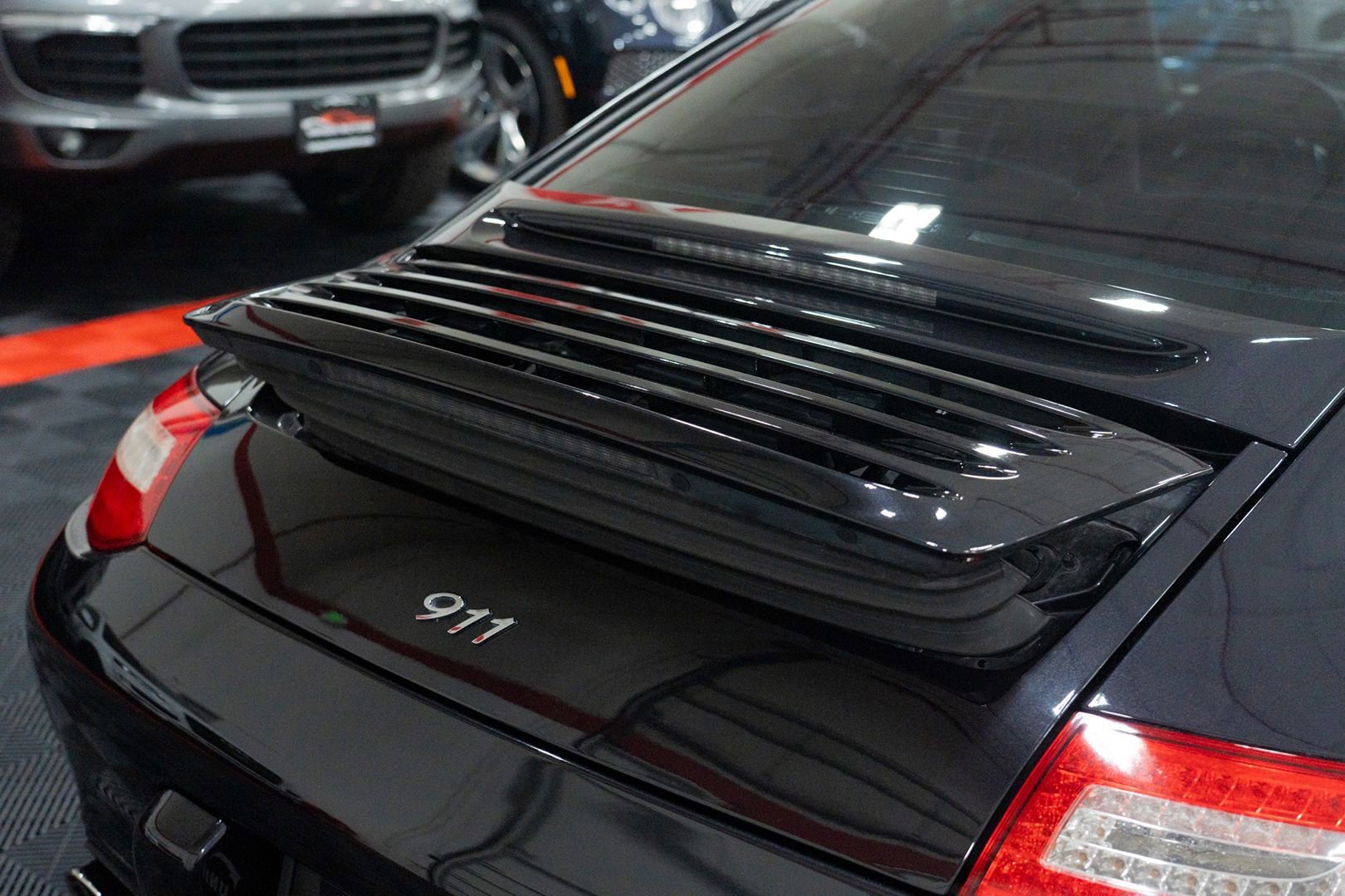 Used 2012 Porsche 911 Carrera RWD image 9
