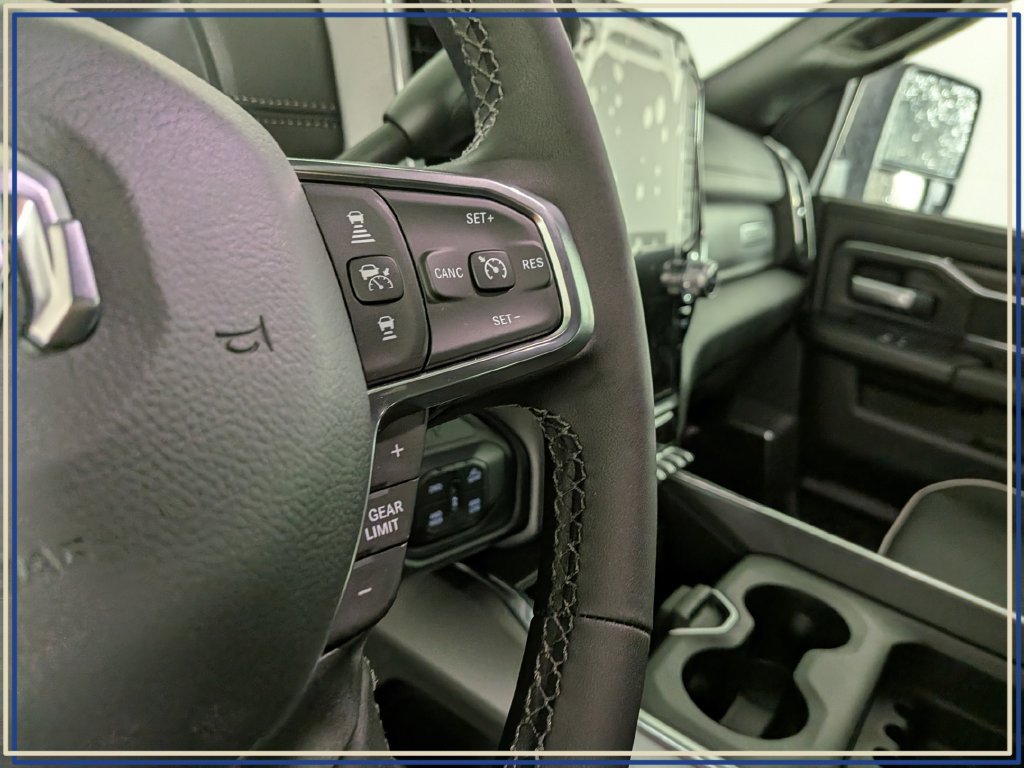 New 2026 RAM 2500 Laramie AWD/4WD image 21
