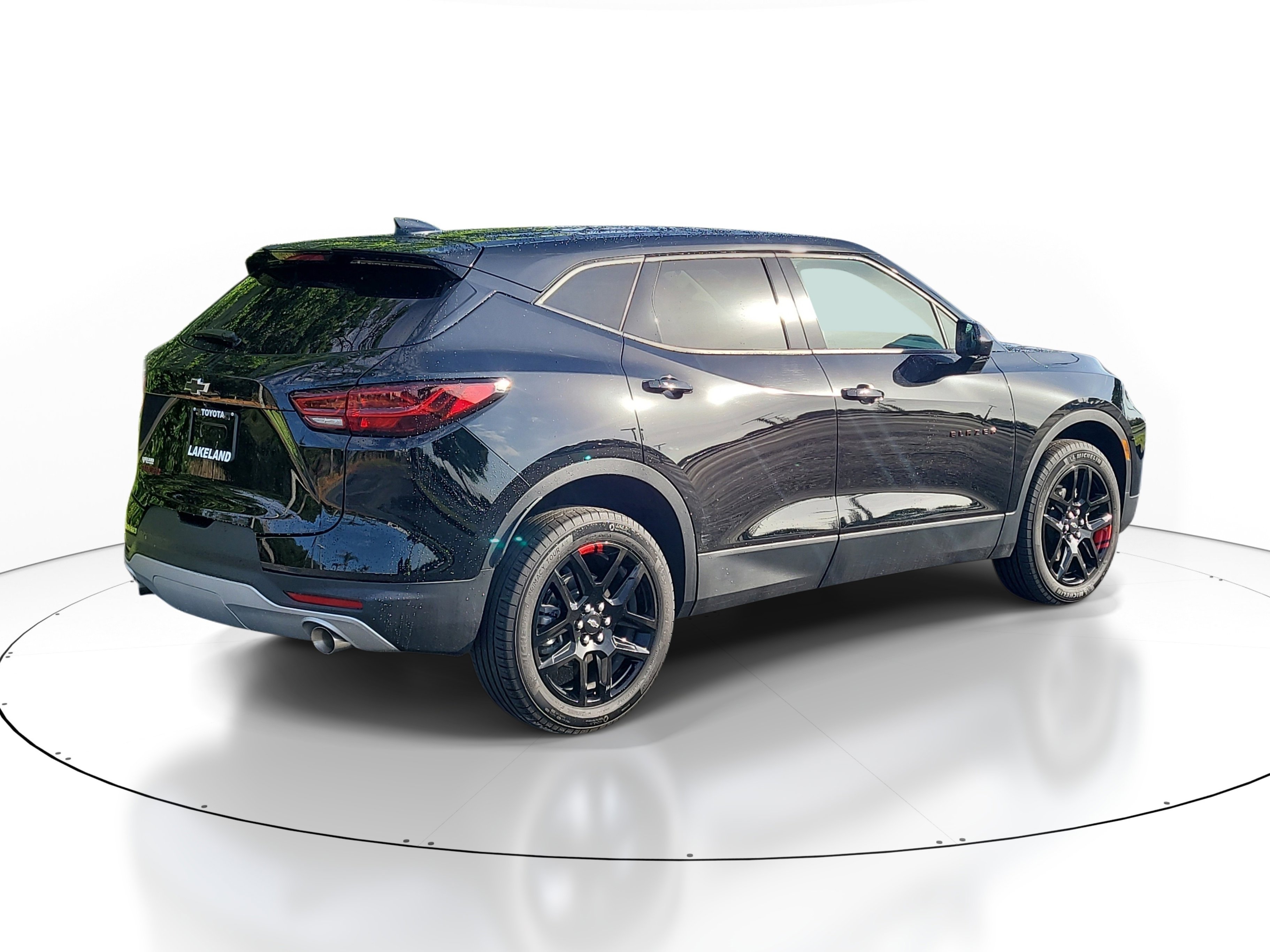 Used 2024 Chevrolet Blazer LT w/ Redline Edition FWD image 7