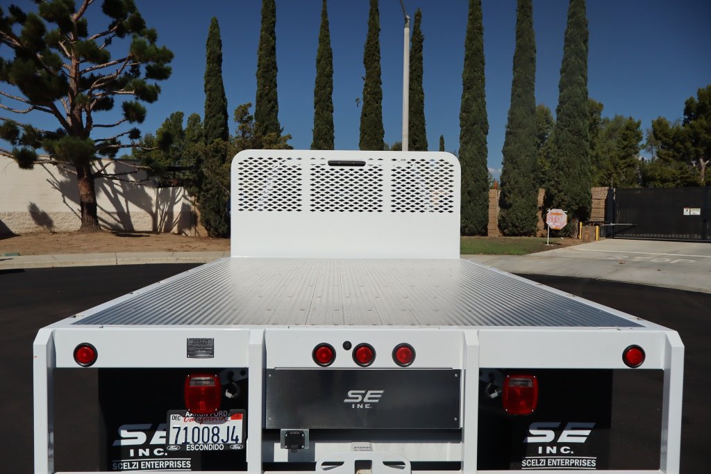 Used 2024 Ford F550 2WD Regular Cab Super Duty w/ XL Chrome Package image 31