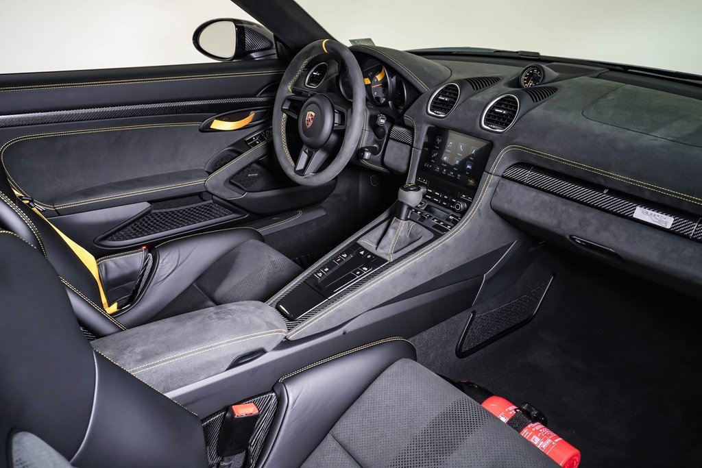 Certified 2025 Porsche 718 Boxster Spyder RS image 15