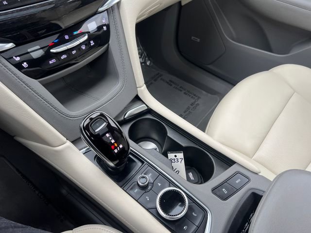 Used 2023 Cadillac XT6 Premium Luxury w/ Technology Package image 21