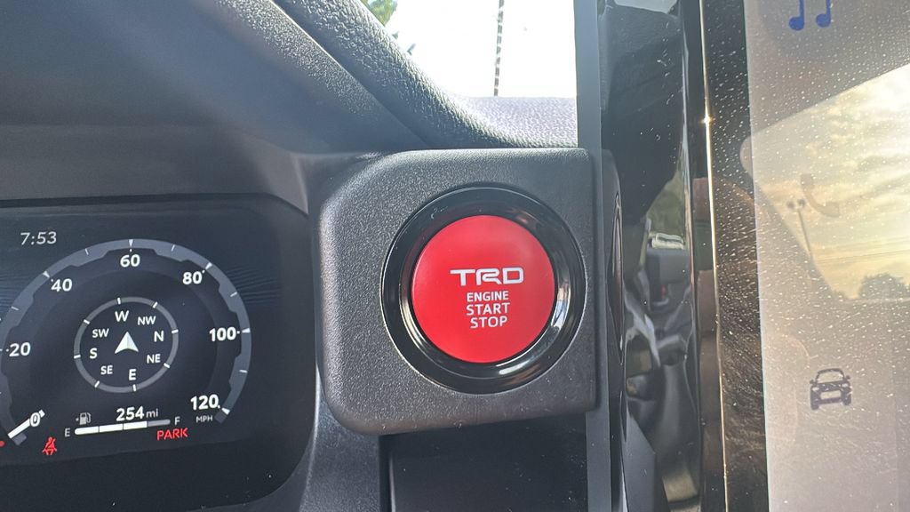 Used 2025 Toyota 4Runner TRD Sport Premium AWD/4WD image 15