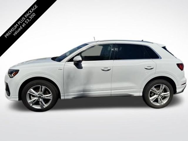 Certified 2022 Audi Q3 2.0T Premium Plus w/ Premium Plus Package AWD/4WD image 7