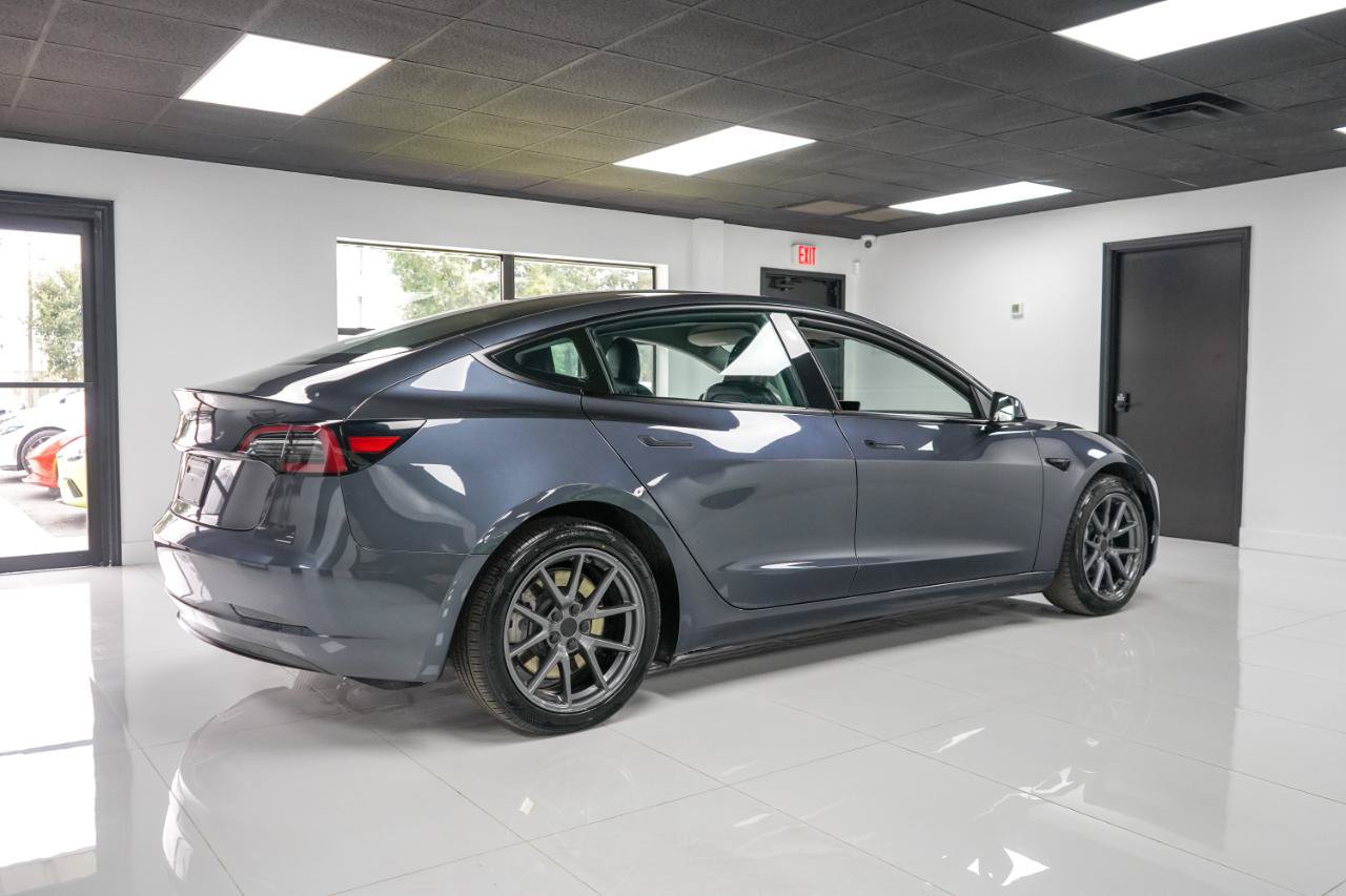 Used 2023 Tesla Model 3 Standard Range RWD image 4