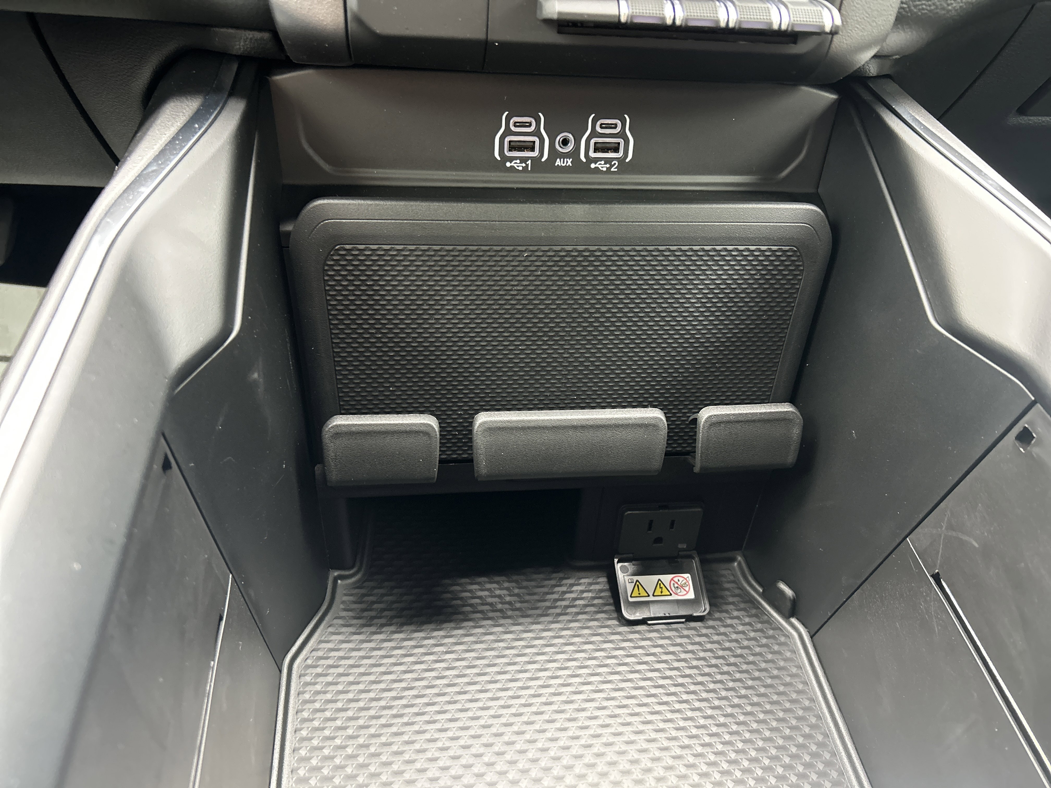 New 2026 RAM 1500 Big Horn w/ Night Edition image 23