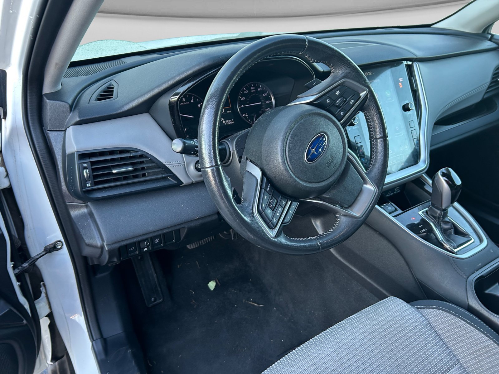 Used 2023 Subaru Outback Premium AWD/4WD image 9