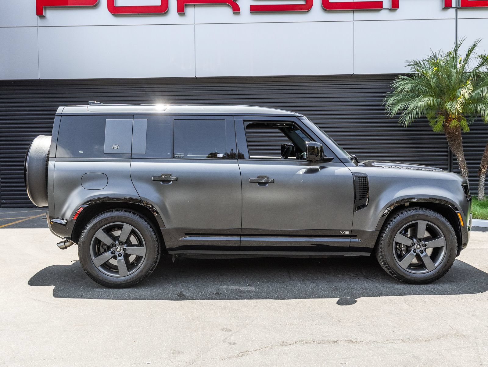 Used 2024 Land Rover Defender 110 Carpathian Edition AWD/4WD image 8