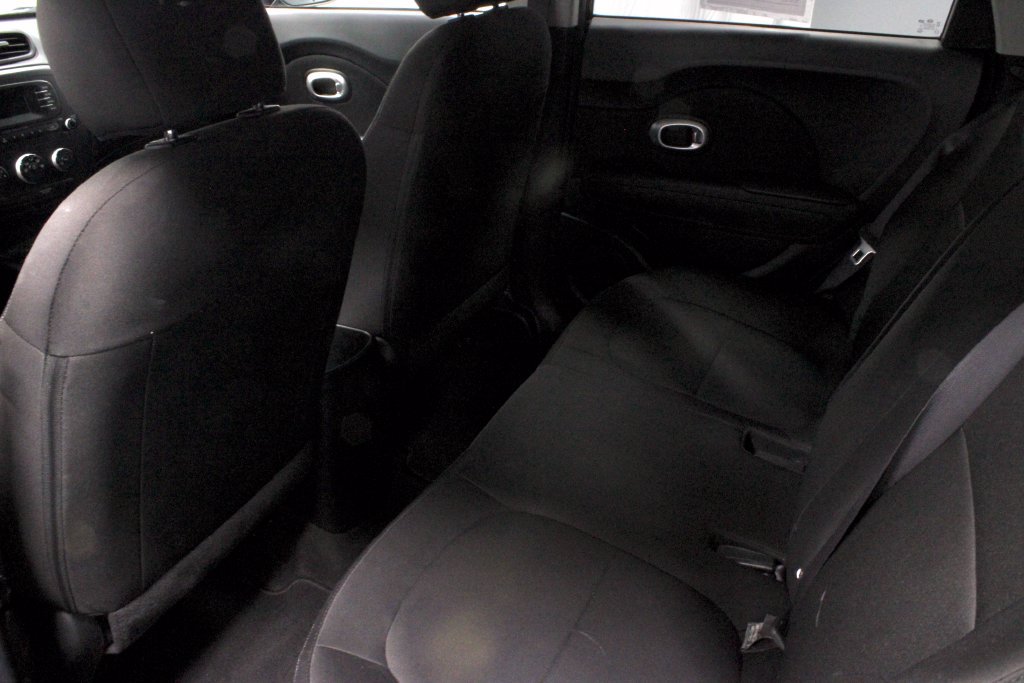 Used 2015 Kia Soul FWD image 20