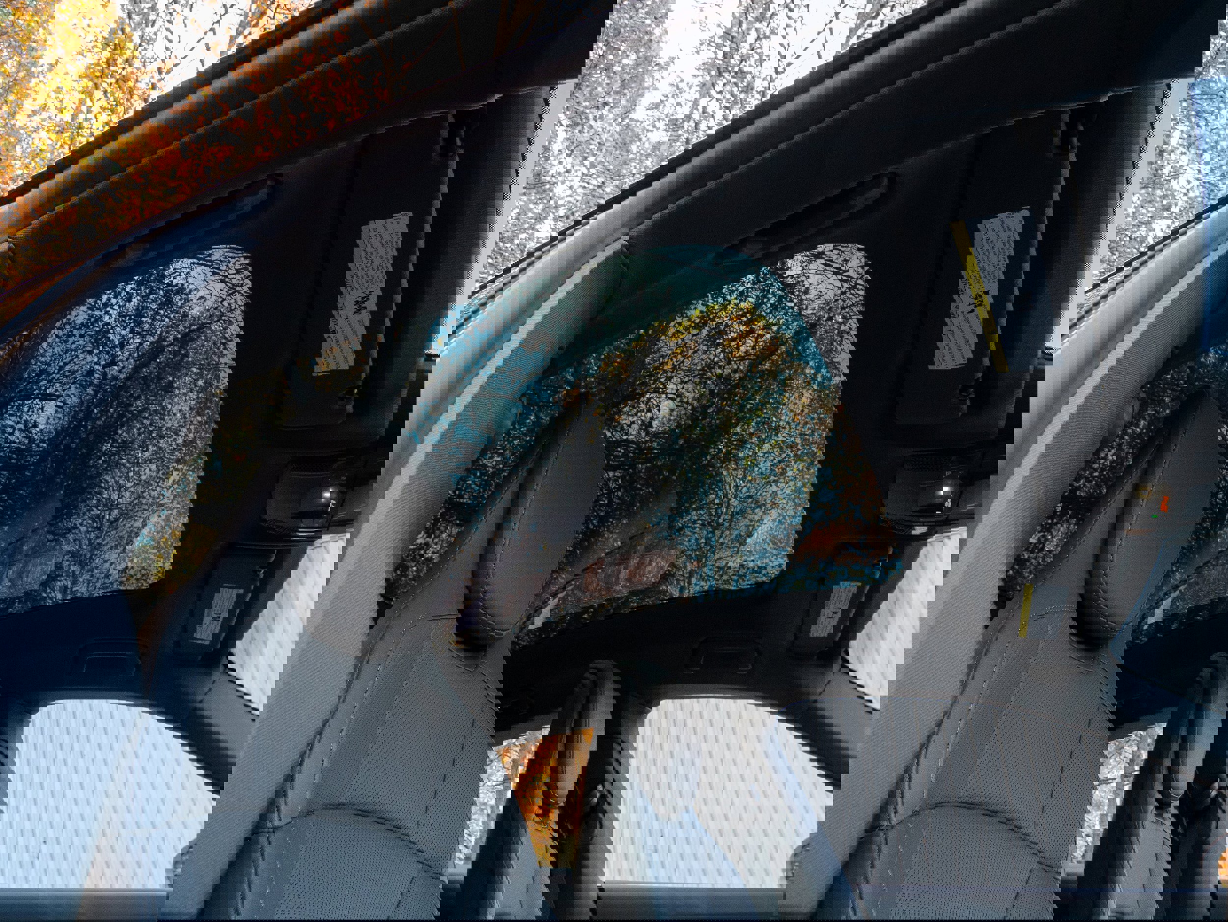 Used 2022 Porsche Taycan image 40