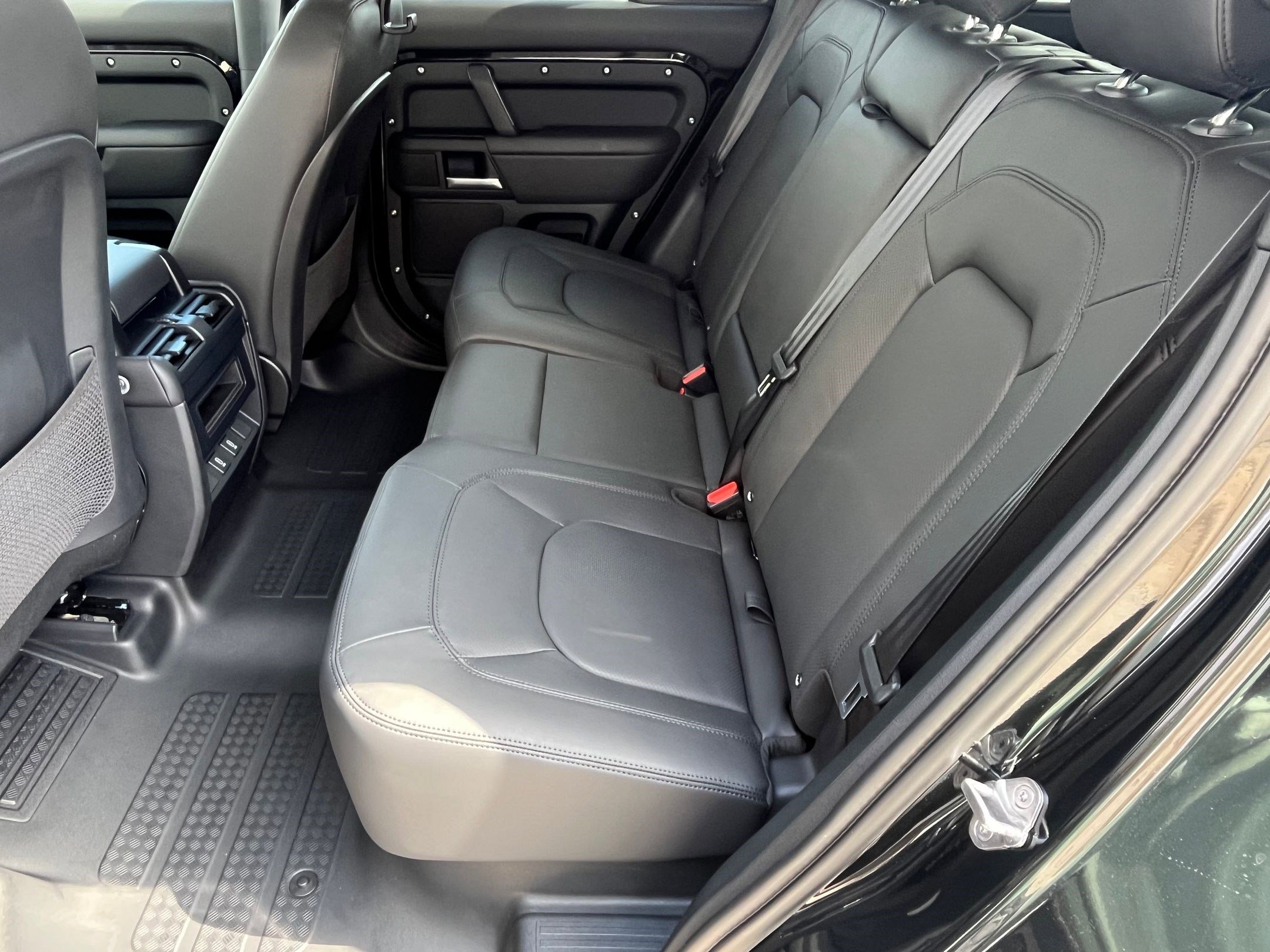 New 2026 Land Rover Defender 110 S image 14