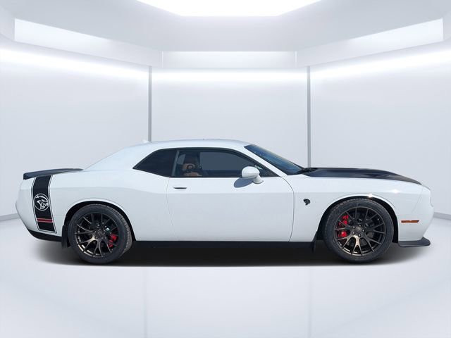 Used 2016 Dodge Challenger SRT Hellcat RWD image 2