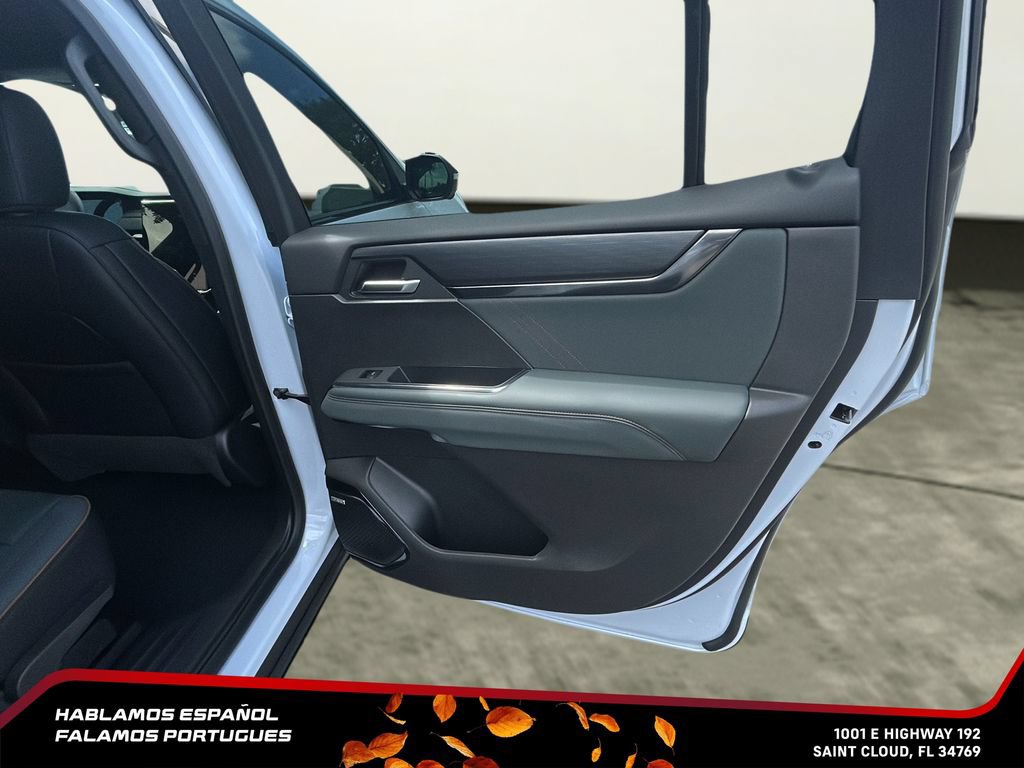New 2026 GMC Acadia AT4 w/ Luxury Package AWD/4WD image 31