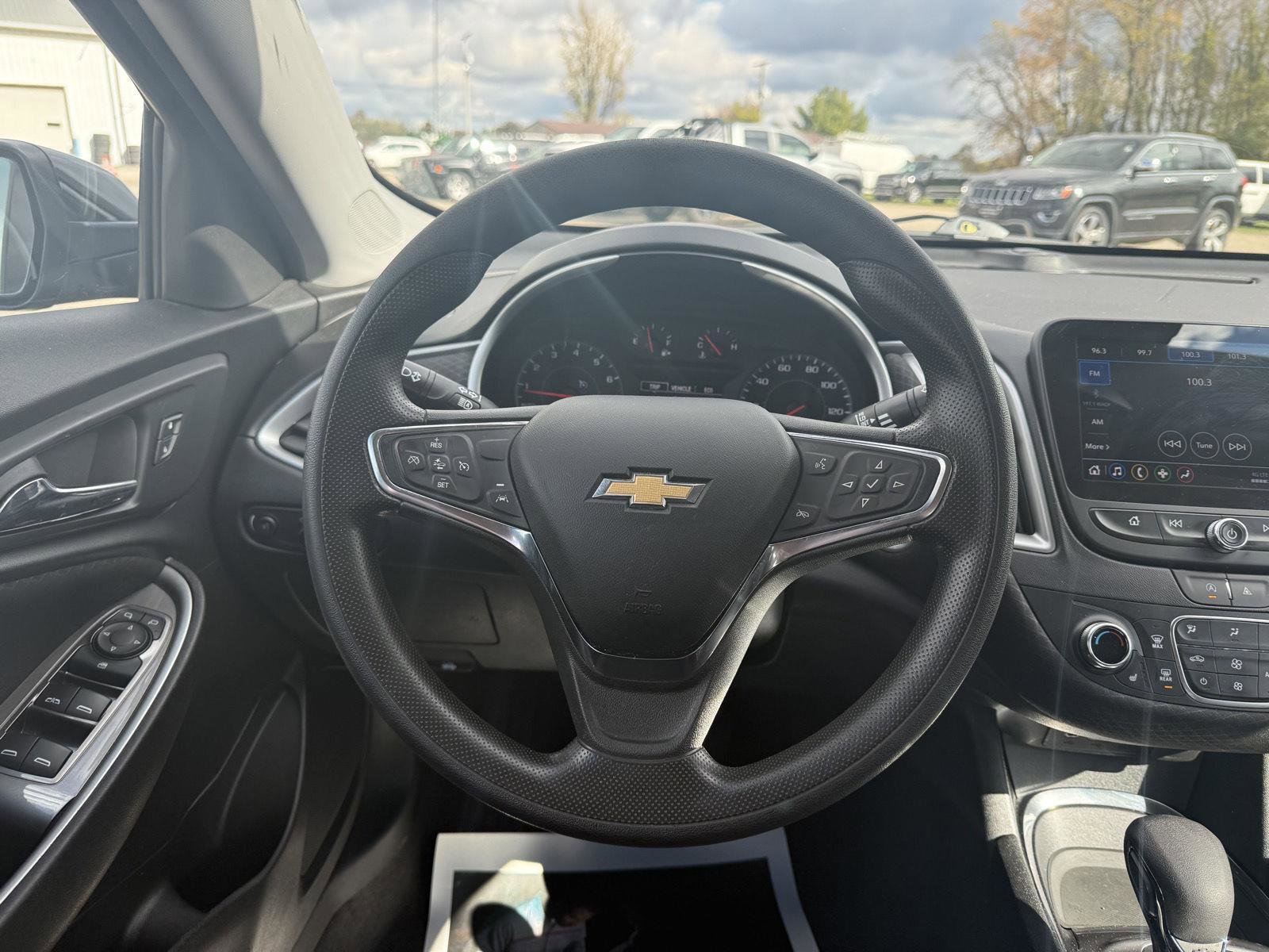 Used 2023 Chevrolet Malibu LT image 18